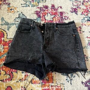 Old navy distressed black higher high-rise jean shorts